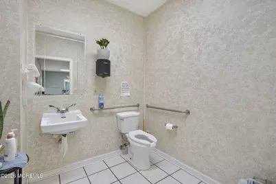 92 Main Street, Matawan, NJ 07747 - Photo 17