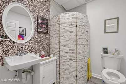 92 Main Street, Matawan, NJ 07747 - Photo 11