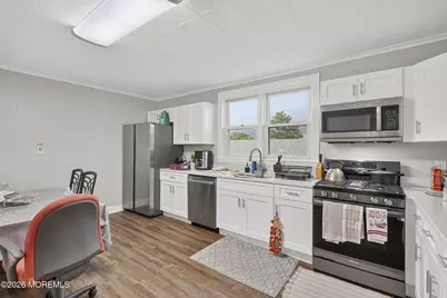 92 Main Street, Matawan, NJ 07747 - Photo 29