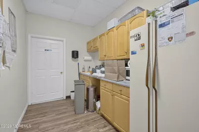 92 Main Street, Matawan, NJ 07747 - Photo 15