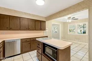 429 Lake Ave, Oakhurst, NJ 07755 - Photo 9
