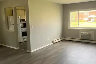 10 Juniper Ln, Eatontown, NJ 07724 - Photo 3