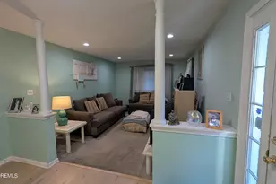 10 Beacon Ct, Holmdel, NJ 07733 - Photo 3
