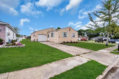 12 Aztec Court, Toms River Township, NJ 08757 - Photo 23