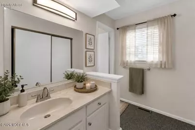 17 Walton Court, East Brunswick Township, NJ 08816 - Photo 21