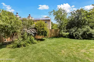 17 Walton Ct, East Brunswick Township, NJ 08816 - Photo 37