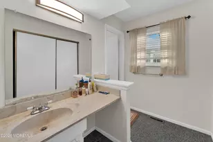 17 Walton Ct, East Brunswick Township, NJ 08816 - Photo 23