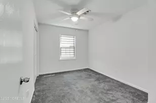 21 English Club Dr, Manalapan Township, NJ 07726 - Photo 25