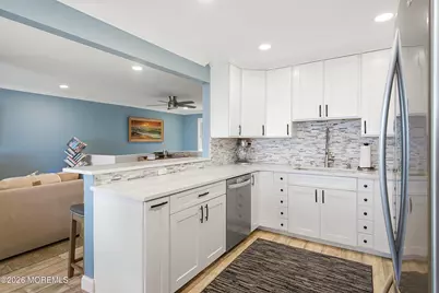 H12 Twinlights Court #H12, Highlands, NJ 07732 - Photo 15