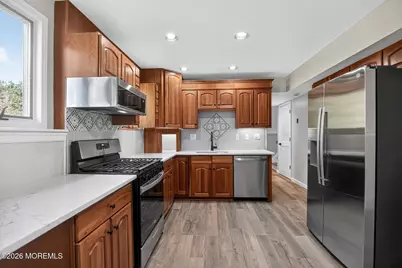 517 Alfred Road, Toms River Township, NJ 08757 - Photo 9