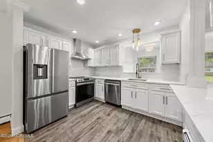 2264 Hovsons Blvd, Toms River Township, NJ 08753 - Photo 7