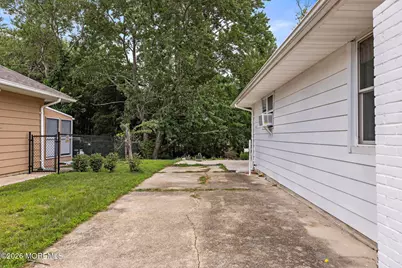 2264 Hovsons Boulevard, Toms River Township, NJ 08753 - Photo 23