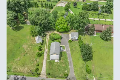 438 Brickyard Road, Freehold, NJ 07728 - Photo 5