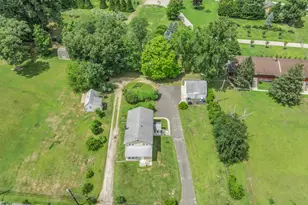 438 Brickyard Rd, Freehold, NJ 07728 - Photo 5