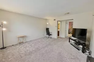82 Cliffwood Ave W, Cliffwood, NJ 07721 - Photo 5