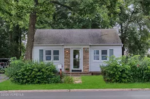 719 Cliffwood Ave, Keyport, NJ 07735 - Photo 1