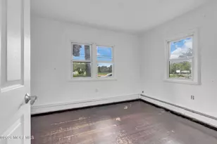 719 Cliffwood Ave, Keyport, NJ 07735 - Photo 15