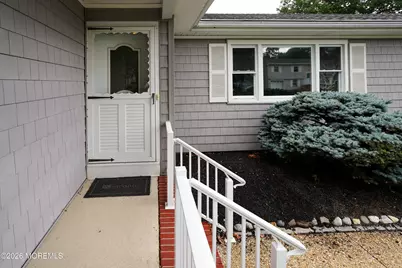 644 Berkeley Avenue, Beachwood, NJ 08722 - Photo 9