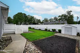 644 Berkeley Ave, Beachwood, NJ 08722 - Photo 7