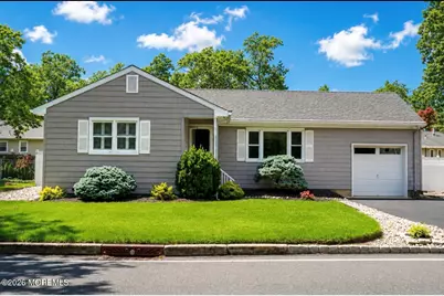 644 Berkeley Avenue, Beachwood, NJ 08722 - Photo 1