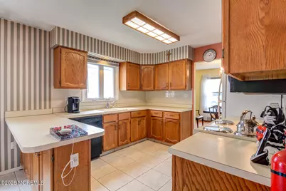 71 Meadowbrook Road, Brick, NJ 08723 - Photo 11