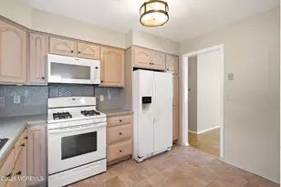 943 Edgebrook Dr N, Toms River Township, NJ 08757 - Photo 7