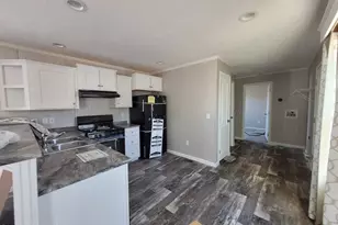 9 Avenue C, Hazlet Township, NJ 07734 - Photo 3