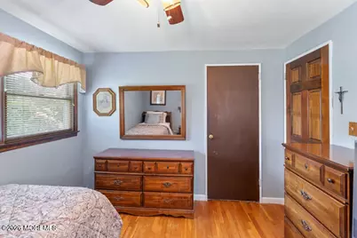 31 Circle Place, Lincroft, NJ 07738 - Photo 33