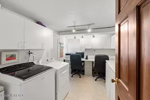 31 Circle Pl, Lincroft, NJ 07738 - Photo 27