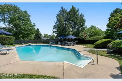 31 Circle Place, Lincroft, NJ 07738 - Photo 9