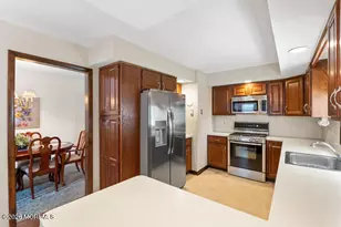 31 Circle Pl, Lincroft, NJ 07738 - Photo 21