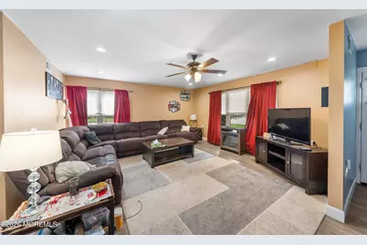 179 Buckingham Drive N, Manchester Township, NJ 08759 - Photo 3