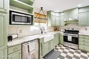 411 Wilson Ave, New Monmouth, NJ 07748 - Photo 15