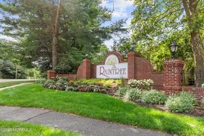 147 Tulip Lane, Freehold, NJ 07728 - Photo 21