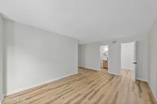 147 Tulip Ln, Freehold, NJ 07728 - Photo 17
