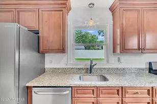 31 Cherry Ln, Howell Township, NJ 07731 - Photo 9