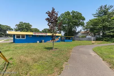 64 Thompson Avenue, Leonardo, NJ 07737 - Photo 3