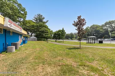 64 Thompson Avenue, Leonardo, NJ 07737 - Photo 5