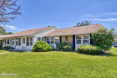 27 Cambridge Circle #D, Manchester Township, NJ 08759 - Photo 5