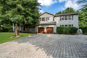 4 Crestview Ct, Farmingdale, NJ 07727 - Photo 57
