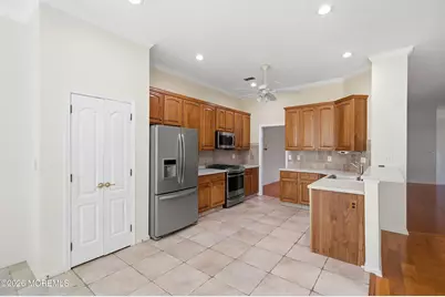 47 Greensprings Drive, Lakewood, NJ 08701 - Photo 9