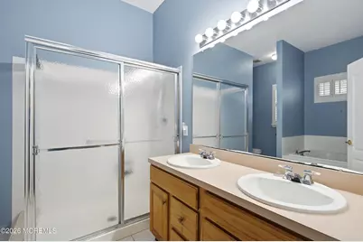 47 Greensprings Drive, Lakewood, NJ 08701 - Photo 15