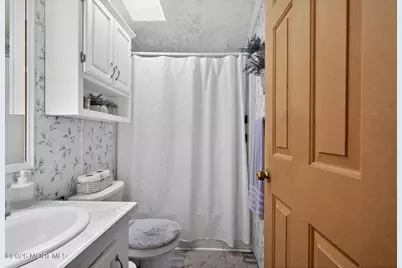 4 South Drive, East Windsor Township, NJ 08520 - Photo 19