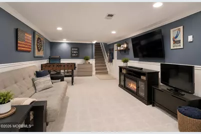 18 E Francis Avenue, Morganville, NJ 07751 - Photo 11
