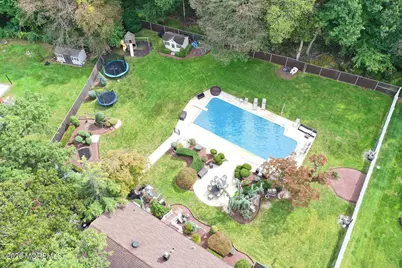18 E Francis Avenue, Morganville, NJ 07751 - Photo 19