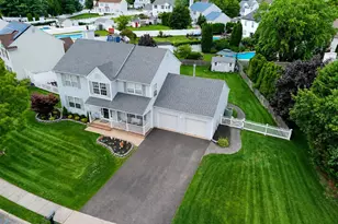 16 Crater Lake Rd, Howell Township, NJ 07731 - Photo 5