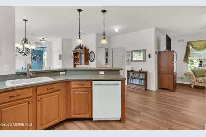 8 Fennel Court, Whiting, NJ 08759 - Photo 9