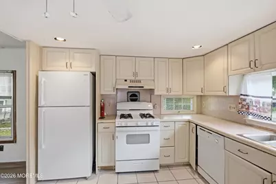 39 Antonia Drive, Jackson, NJ 08527 - Photo 13
