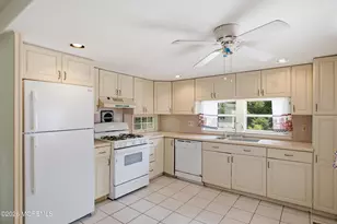 39 Antonia Dr, Jackson, NJ 08527 - Photo 11