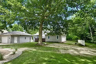 655 Laurel Ave, Holmdel, NJ 07733 - Photo 33